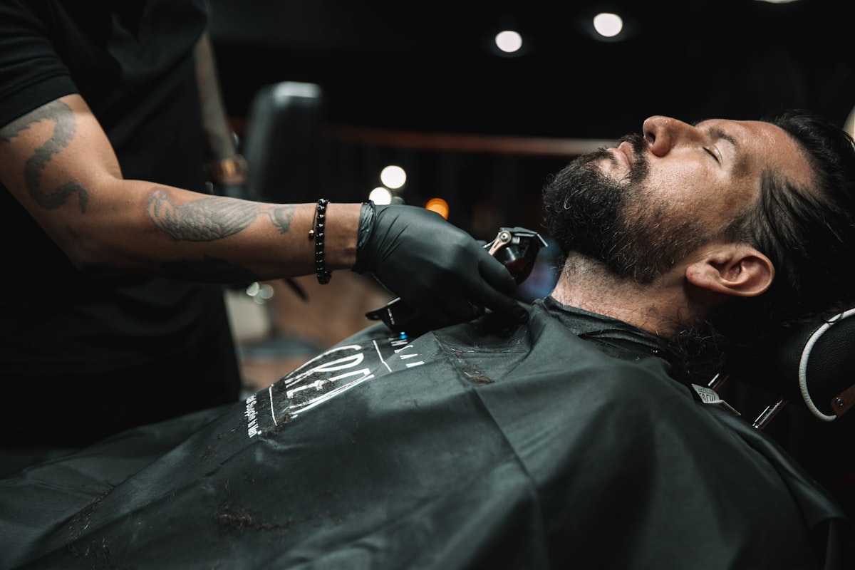 Styling rambut pria profesional