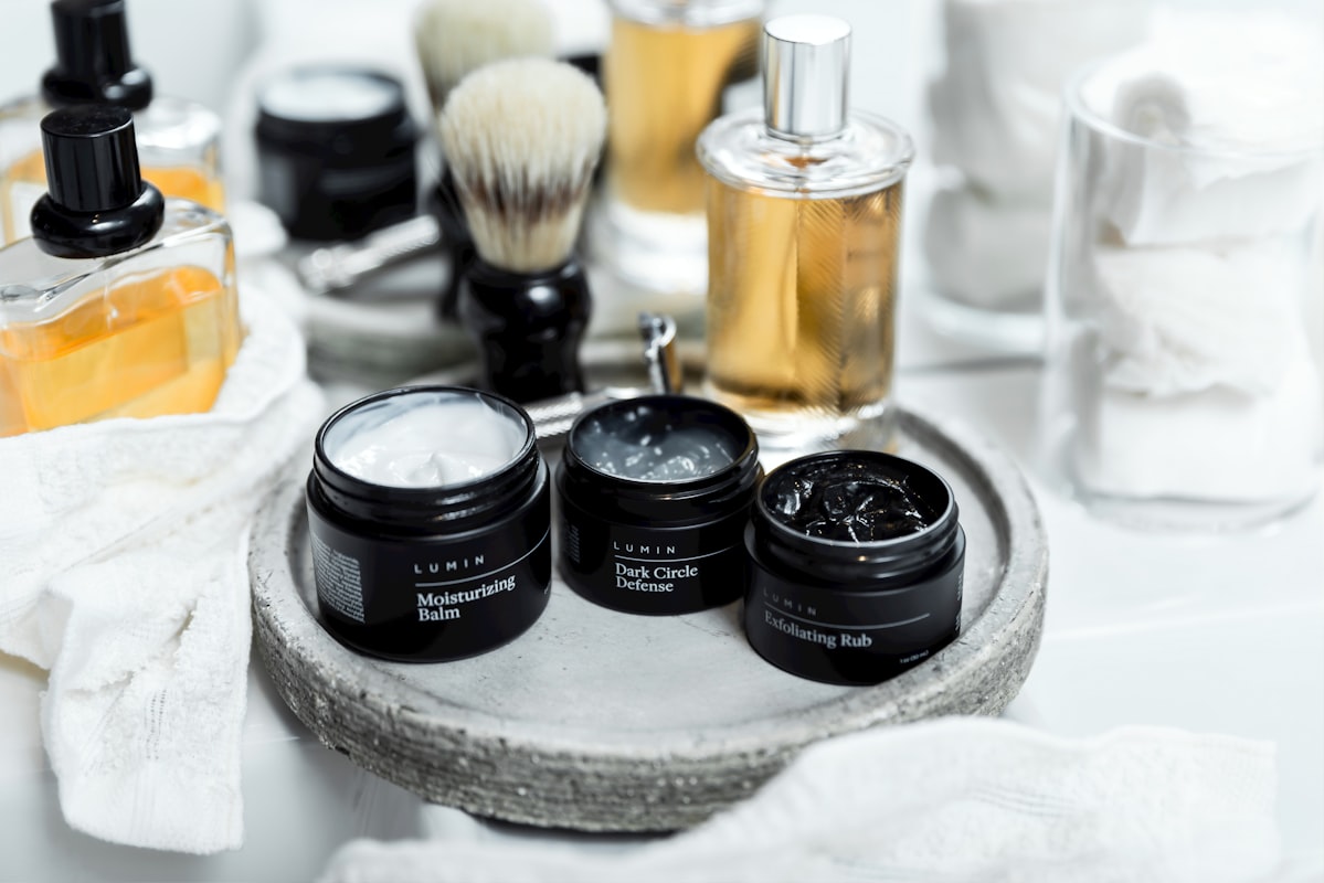 Grooming jenggot dan kumis